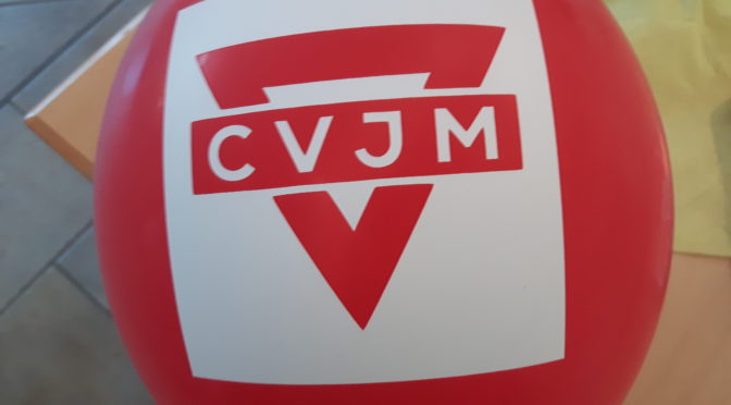 Luftballon mit CVJM Logo